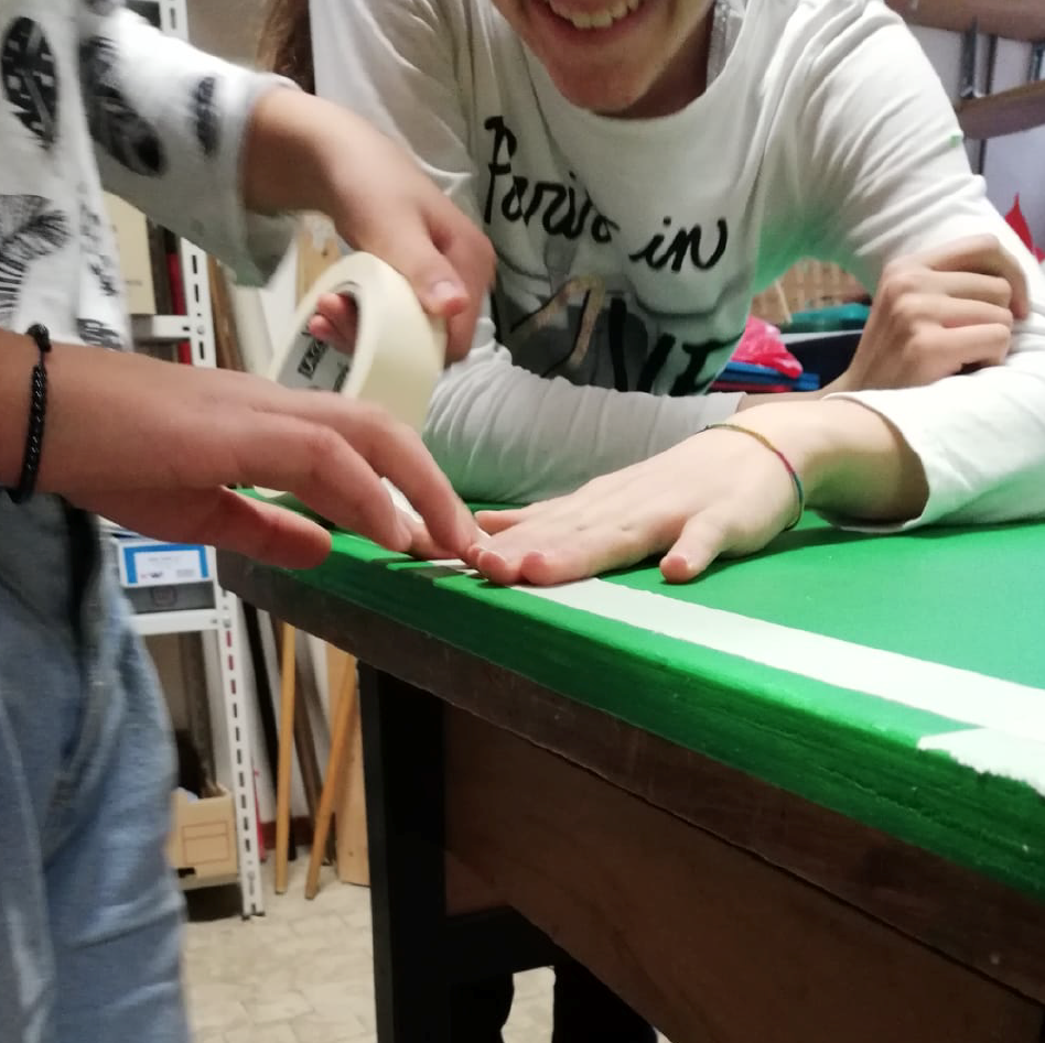 Coop Il Mandorlo. Alla scuola ‘Anna Frank’ di Cesena si costruiscono giochi di legno